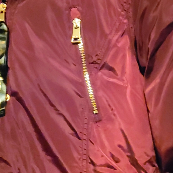 Bebe Women's Faux Fur Jacket Cranberry red Size Medium - Picture 4 of 6